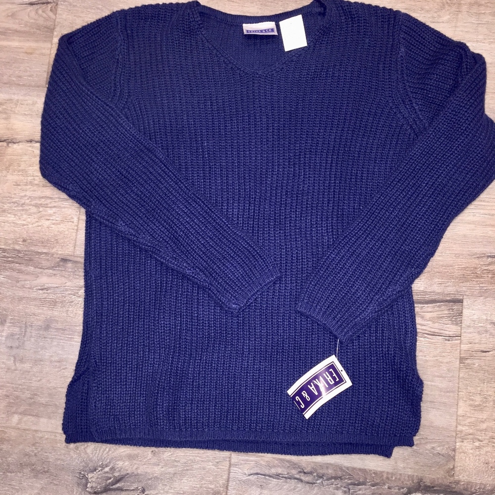 *SALE* NWT Erika & Co Beautiful Blue Sweater. Sm